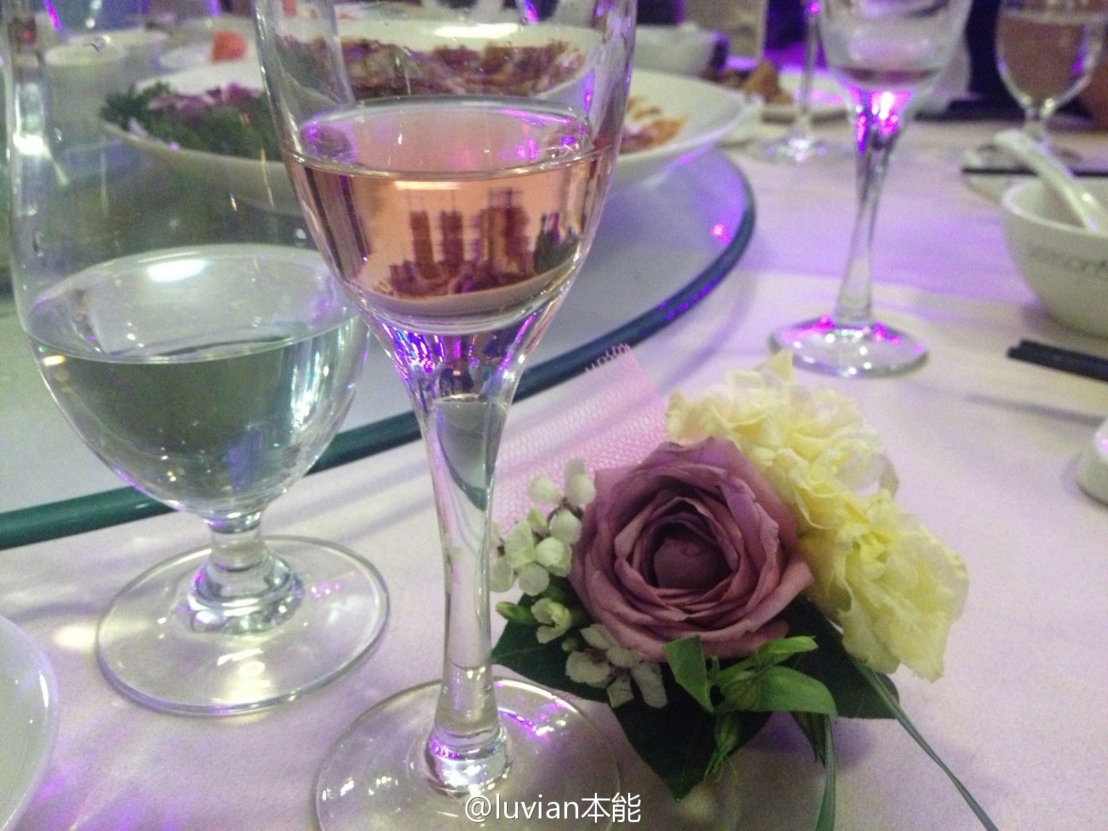 秀人美媛馆女郎luvian本能 微博相册集锦